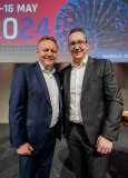 Wechsel im Fachbeirat Michael Kynast, Geschäftsführer der Messe Erfurt GmbH begrüßt Prof. Dr. Christian Seidel