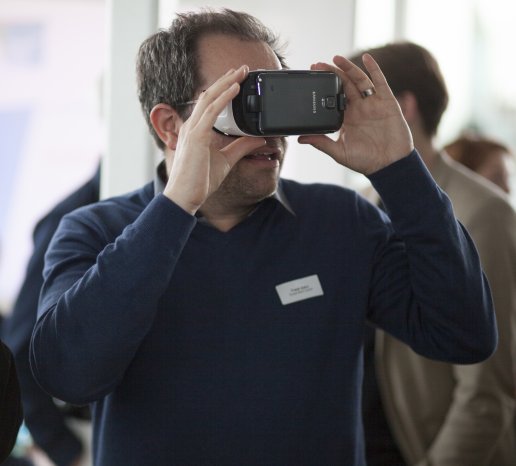 Frank Zahn beim Mediendialog_Virtual Reality (c) Medienboard Berlin Brandenburg.jpg