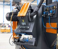 Two high performance Gamma 300G turbines with Y-shaped throwing blades ensure short blast cycles and energy-saving operation.