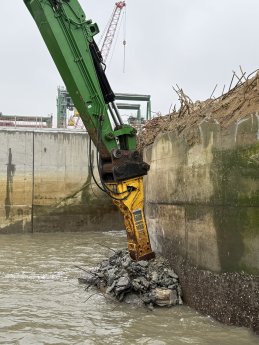 Epiroc HB 7000 Antwerp.jpg