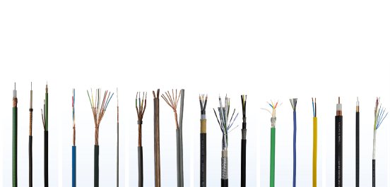1024x942Kabel_Compilation_aus_Messestandfotos21.jpg