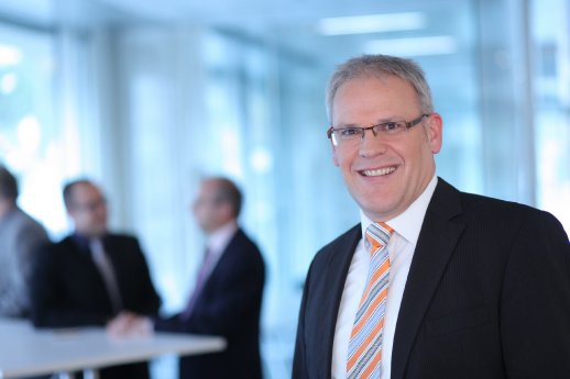 VOLLMER_Dr. Stefan Brand_1.jpg