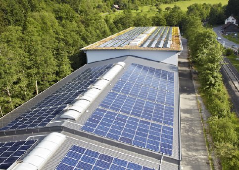Rempp Küchen_PV-Anlage für Eigenverbrauch Solarstrom 2013_72dpi.jpg