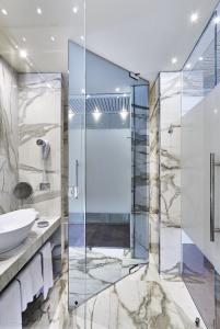 Park Hotel Imperial, Limone sul Garda, Italien
Pilkington Mirropane™ Chrome Plus