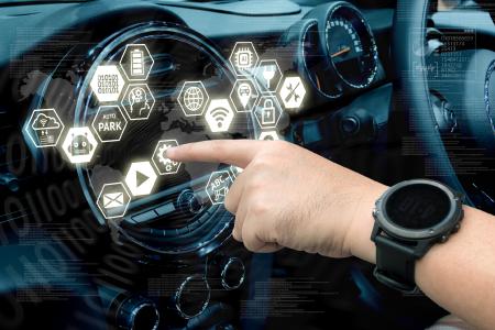 Swissbit präsentiert auf dem ELIV-Kongress sichere Speichermodule für die Automobilelektronik / Bildquelle: zapp2photo / Fotolia