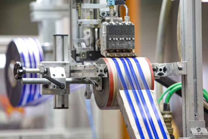 DEBASAFE Maschine Verschluss.jpg