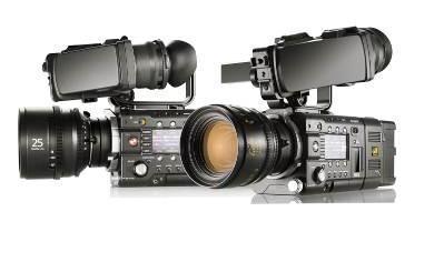 Zuwachs im 4K-Sement – die CineAlta-Kameras PMW-F5 (rechts) und PMW-F55 (links) schließen die Lücke zwischen dem Camcorder PMW-F3 und der CineAlta-4K-Kamera F65