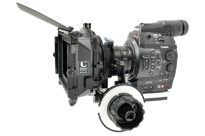 Chrosziel Studio Rig Video (203-01) und Antriebsrad 201-22 an der Canon EOS C300.png