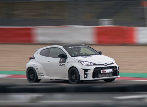 Toyota_GR_Yaris_KW_Clubsport_3-way_Fahraufnahme_002.jpg