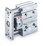 Der Klemmzylinder mit Führung der Serie MLGP ist dank kompakter Bauweise bis zu 17 % leichter als das Vorgängermodell, bietet hohe Leistung durch eine Vielzahl an Hüben und lässt sich in jeder Hubposition stoppen