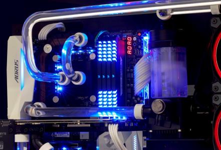 GIGABYTE_RGB_Fusion_Corsair-1