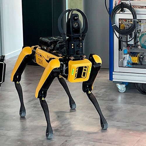Roboterhund lernt KI, Cloud und 5G bei der IBM