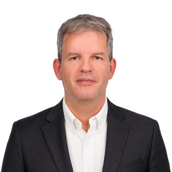 InfoGuard-VR_Frank-Brandenburg_Portraitbild_1.png