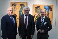 Gedankenaustausch (v. l.): IHK-Präsident Prof. Dr. Dr. h. c. Harald Unkelbach mit Wolfgang Reimer, dem neuen Regierungspräsidenten des Regierungsbezirks Stuttgart und dem Stv. IHK-Hauptgeschäftsführer Dr. Helmut Kessler / Foto: IHK 