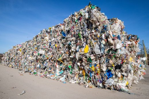 commercial_waste_04-1536x1024.jpg