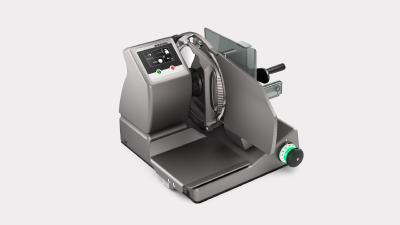 The manual vertical slicer VSP offers a unique high-end performance package with SmarterSlicing functionality. (Source: Bizerba)