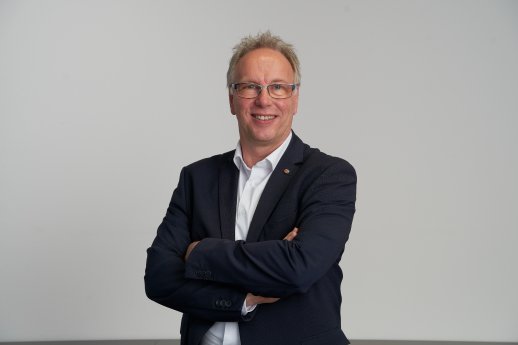 Wolfgang Schaffer_02.png