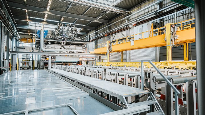 Kögel Trailer GmbH eröffnet feierlich moderne Produktionsanlage