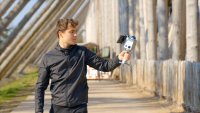 XGRIDS Lixel K1 Scanner beim Scanning des Gradierwerks