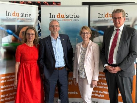 Dr. Christine Lötters, Helmut Meyering, Regina Rosenstock und Prof. Dr. Stephan Wimmers.jpg