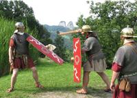 Kelten und Römer im Attergau. Das Keltenfest ist eine liebevolle Reise in die Vergangenheit der Region und bietet spannende Unterhaltung für Kinder und Erwachsene (Foto: Tourismusverband Ferienregion Attergau)