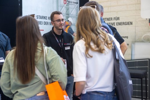 Die_Energieimpuls_Herbstmesse_Nordbayern_von_FEGA___Schmitt_hat_in_der_Bärenhalle_Bindlach_.jpg