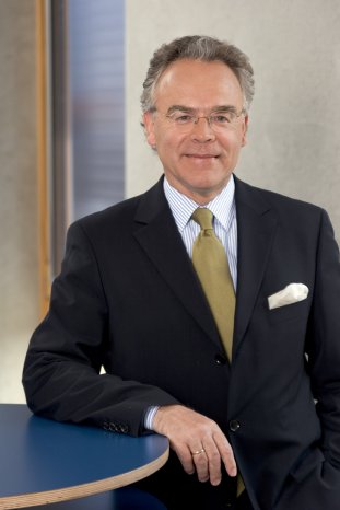 Dr. Hans Langer_CEO EOS.jpg