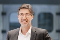 “With plenty of passion, heart and expertise, our employees have achieved really great things in the past few months,” says Tobias Wetzel, CSO at KHS, who’s looking forward to the company’s exhibition at drinktec later this year.