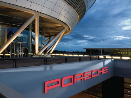 Porsche.jpg