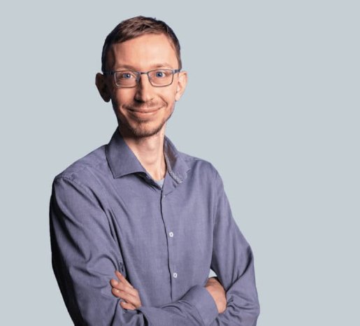 accompio-team-daniel-horn-768x695.jpg