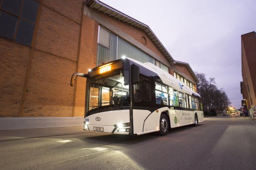 Bild 2_Voith_E-Bus-System in Solaris-Urbino.jpg