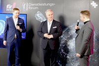 Begrüßung der Teilnehmer:innen durch Dr. Maximilian Schacht, Professor Wolfgang Boos, Dr. Lennard Holst (v. l. n. r.)  [© FIR an der RWTH Aachen] 