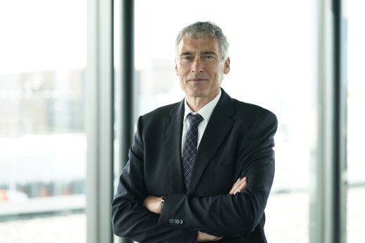 Herunterladen (2).jpg