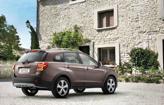 ChevroletCaptiva_01[1].jpg