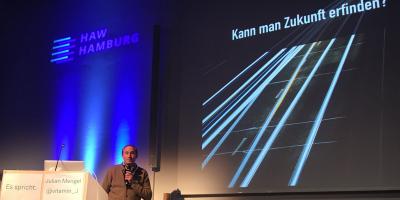 UX Designer Julian Mengel auf dem World Usability Day 2019 in Hamburg