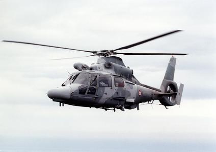 AS565MB in flight is enclosed (© Copyright Marine Nationale)