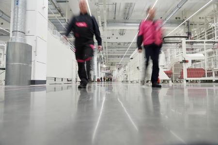New Rittal plant in Haiger: Leveraging employee skills to create and manage a smart factory (Photo: Rittal GmbH & Co)