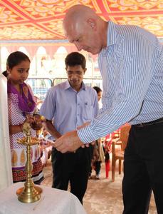 The inaugural ceremony started with the lighting of the lamp