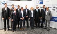 Bei der Informationsveranstaltung zu innovativen Unternehmensgründungen (v.l.n.r.): Christian Stein (smartGAS Mikrosensorik GmbH), Kai Plambeck (IHK Heilbronn-Franken), Sven Scheu (Wirtschaftsjunioren Heilbronn-Franken), Lutz Haufe und Timur Lauer (fresh five* premiumfood GmbH), Volker Huelsekopf (smartGAS Mikrosensorik GmbH), Sigrid Rögner (venture forum neckar e. V.), Holger Morlok (Wirtschaftsjunioren Heilbronn-Franken), Thomas Leykauf (IHK Heilbronn-Franken) und Marcel Appolt (INDECA GmbH)
