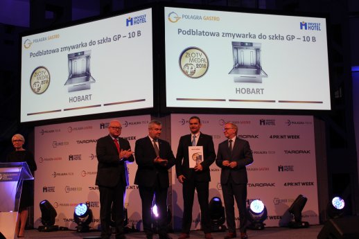 HOBART Gläserspülmaschine GP gewinnt „Zloty Medal“_01.JPG