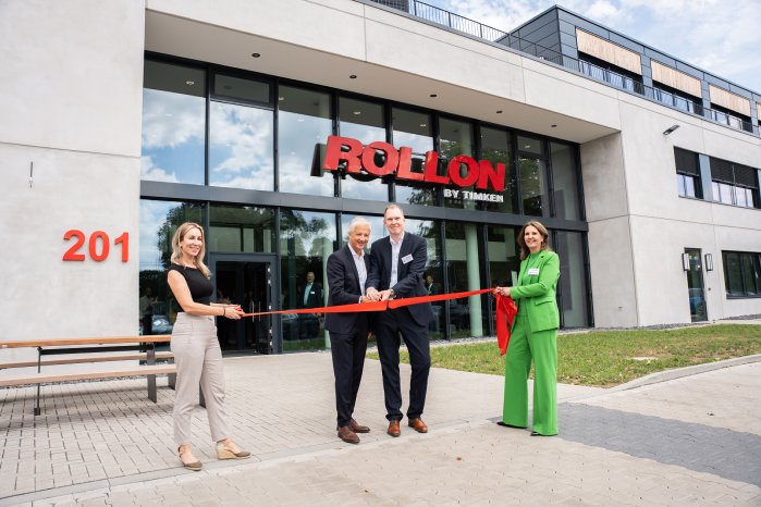 Rollon-Eroeffnung-Gebaeude-Rotes-Band-rgb.jpg