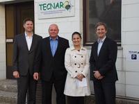 (From left) Dr. Lars Ziegler, Juergen Pfitzer, Claudia Cappra (Braskem), Helmut Naegele after signing the contract