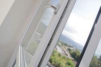 Der optimierte Faserverbundwerkstoff RAU-FIPRO X kommt erstmals ab Herbst 2018 im REHAU Fenstersystem GENEO zum Einsatz, Foto: REHAU