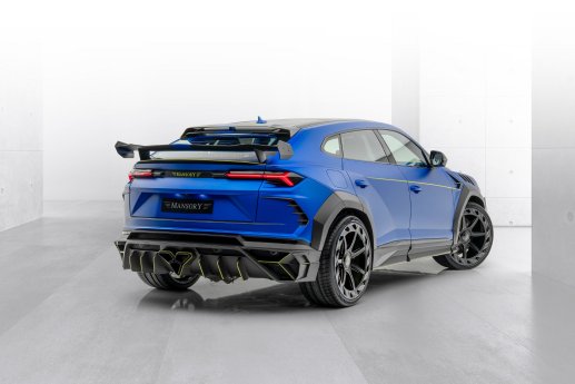 MANSORY - Lamborghini 'Venatus' - rear - low res.jpg