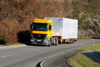 Ein Rittal Data Center Container geht auf die Reise nach Riad, der Hauptstadt von Saudi-Arabien. Hier wird er von Detecon Al Saudia als Backup- Rechenzentrum sowie als Showcase für potenzielle Kunden genutzt. Quelle: Rittal GmbH & Co. KG 