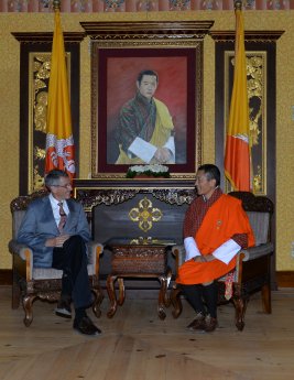 Hubert_Sagnieres_Chairman_of_Essilor_with_Bhutan_Prime_Minister_Dr_Lotay_Tshering_7_Decembe.jpg