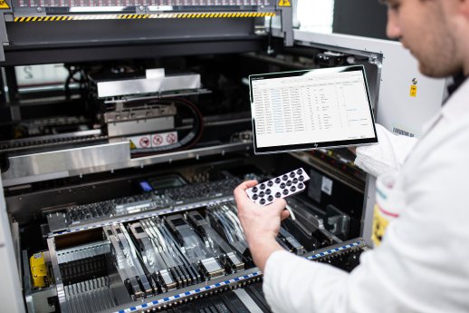 asmpt2pi1123_factory_equipment_center.jpg