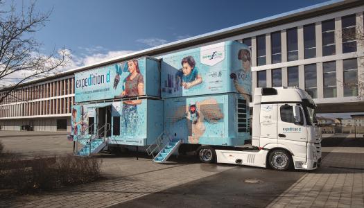 Die expedition d ist ein Baustein zur Studien- und Berufsorientierung des Programms COACHING4FUTURE und zeigt, wie die Digitalisierung die Berufswelt verändert