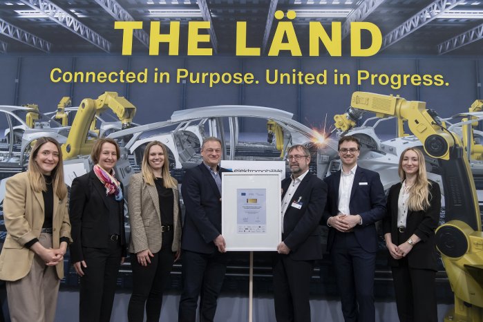 Cluster Elektromobilität Süd-West erhält europäisches Gold Label.jpg