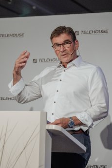 Michael_Nicolai_CEO_Telehouse_Deutschland.jpeg